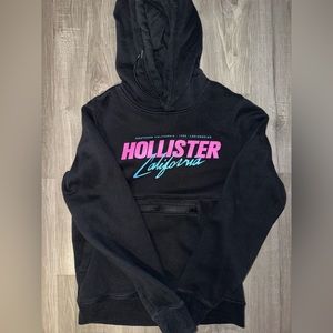 Hollister black and multicolor pullover hoodie
